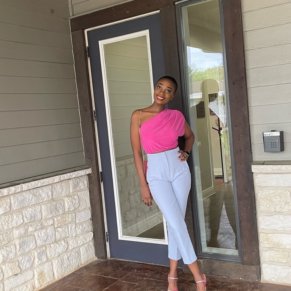 ZARA BLOGGERS FAV DRAPED ASYMMETRIC TOP - Picture 2 of 9